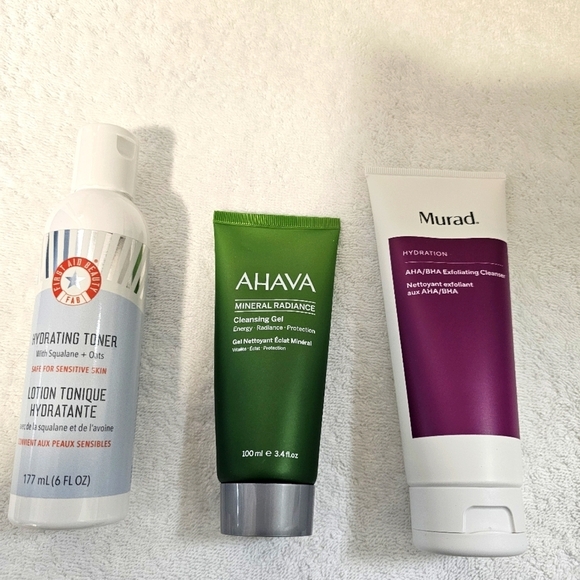 First Aid Beauty Toner, Ahava Cleansing Gel, Murad Exfoliating Cleanser Bundle - Picture 1 of 9
